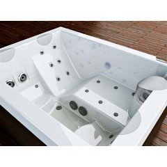Ванна акриловая Jacuzzi Unique
